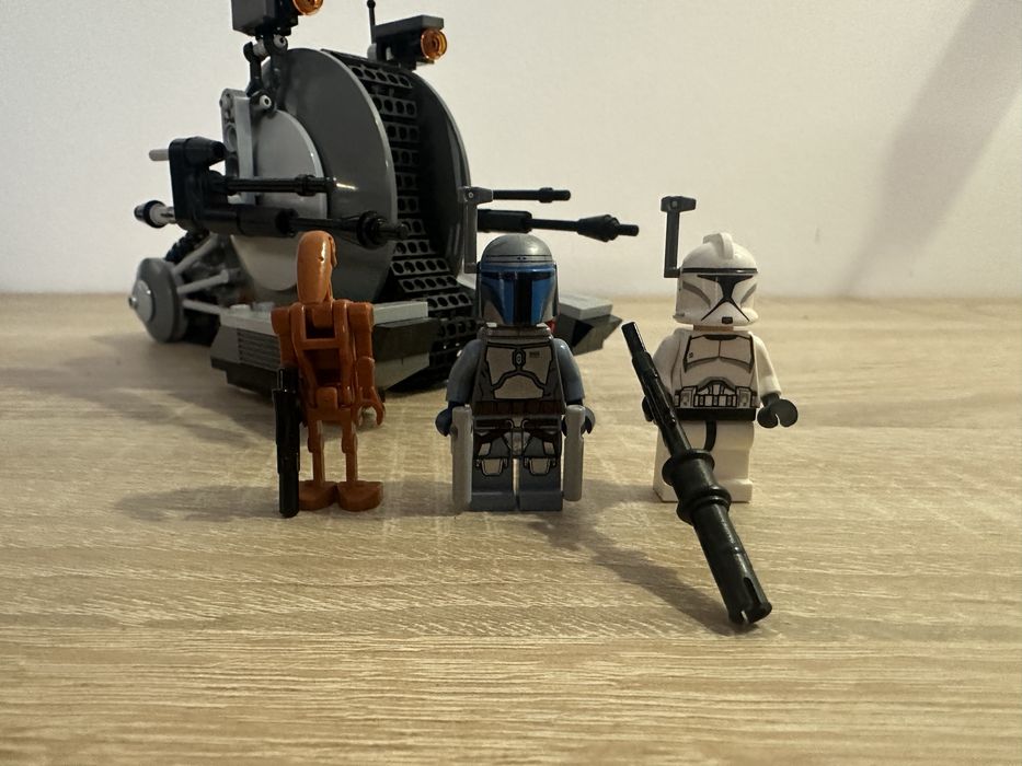 Lego Star Wars Corporate Aliiance Tank Droid 75015