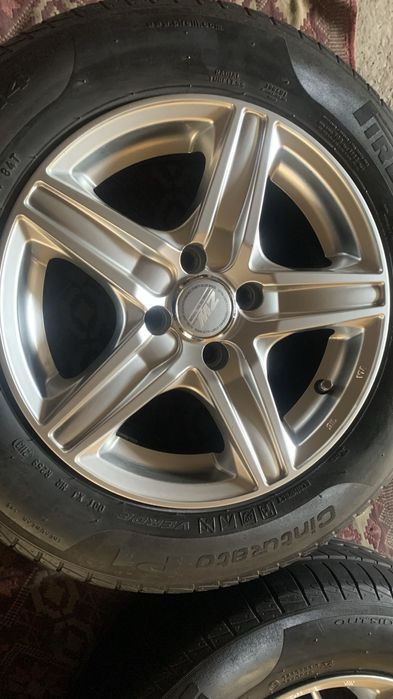 Титани р14,98х4 в зборі на літній гумі