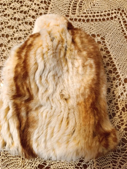 Futrzana czapka uniwersalna