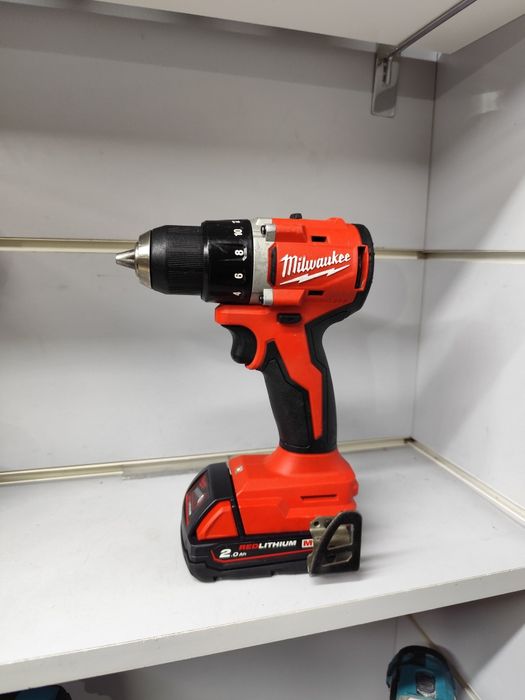 Milwaukee M18/ безщітковий акумуляторний Мілвоке оригінал