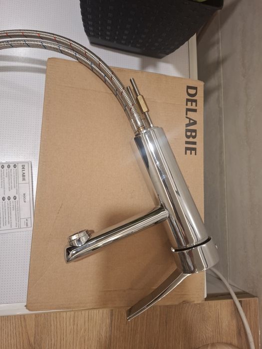 Bateria umywalkowa Delabie
