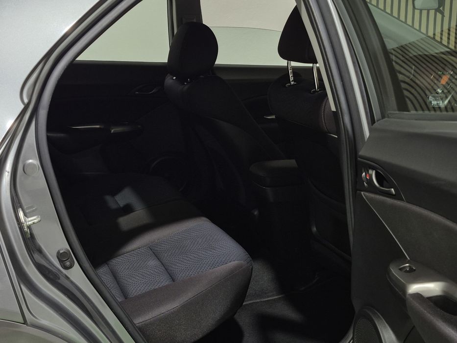 Honda Civic — fotografia 7