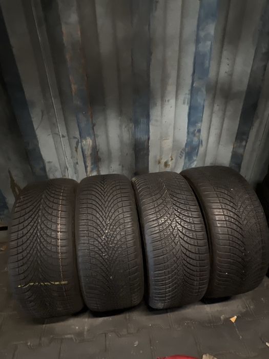 *komplet opon goodyear 224/40/18