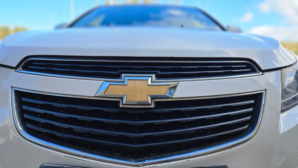 Chevrolet Cruz, caixa automática.