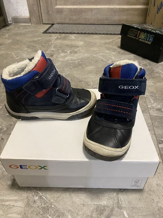 Дитячі зимові черевики Geox 24