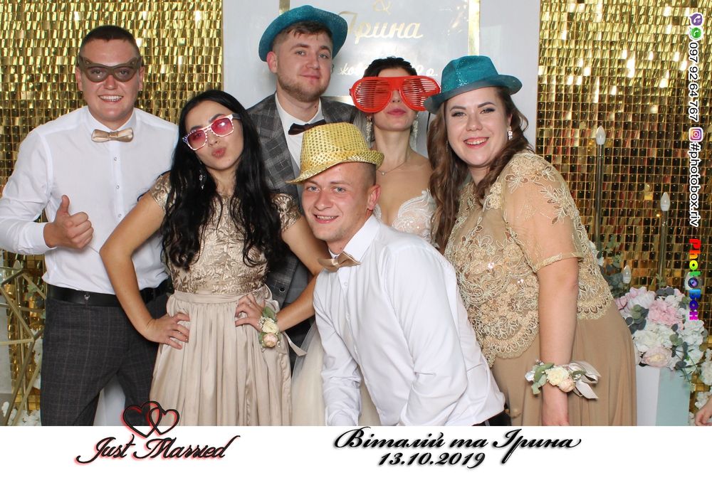 Фотобокс фотобудка instabox миттєві фото оренда  на весілля м.Рівне