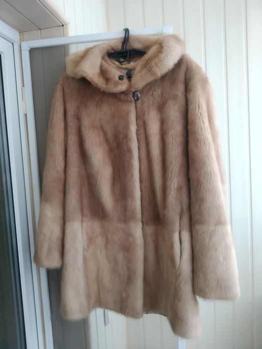Шуба.Норковая с капюшоном,цвет Карамель/Ореховое мороженое''.48/50рр