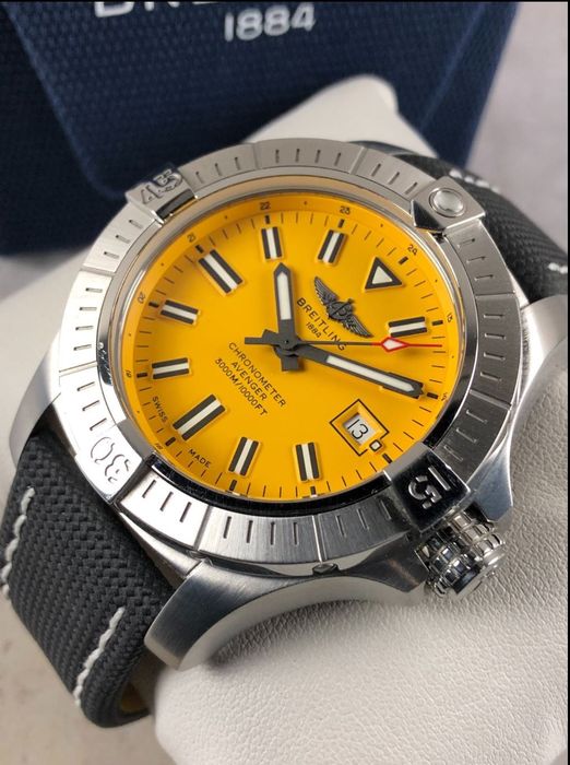 Relógio Breitling Avenger