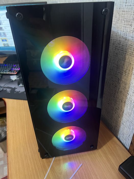 Продам игровой компьютер Торг !!