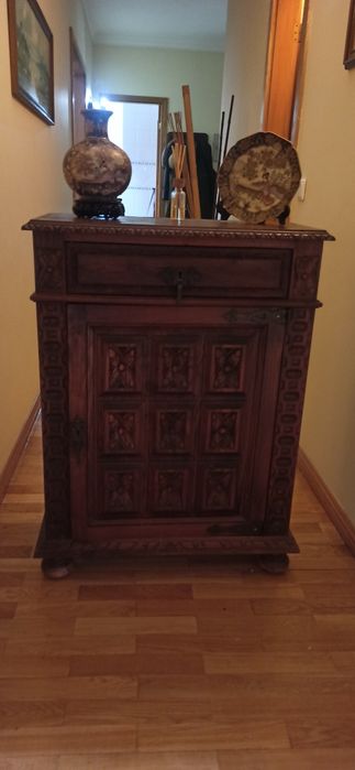 Móvel sapateira com uma gaveta