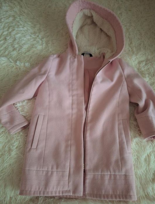 Пальто -куртка для дівчинки ніжно-розового кольору