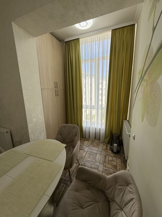 Продам 2 комнатную квартиру 70м2, ЖК Оливия