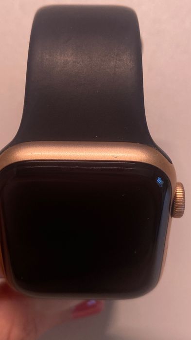 Apple Watch SE 44 mm Rose Gold + 4 Pulseiras
