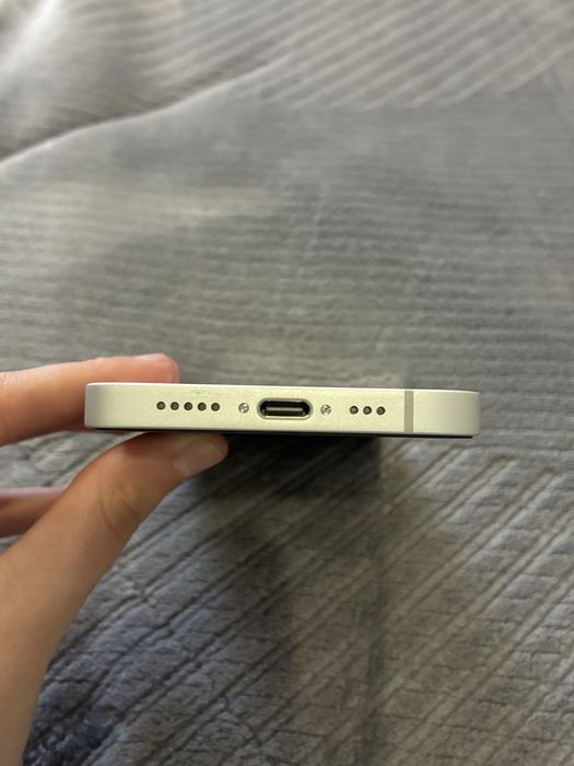 iPhone 16e, 256GB