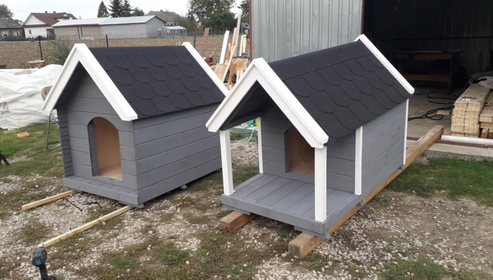 Buda dla małego psa bez tarasu,  ocieplana