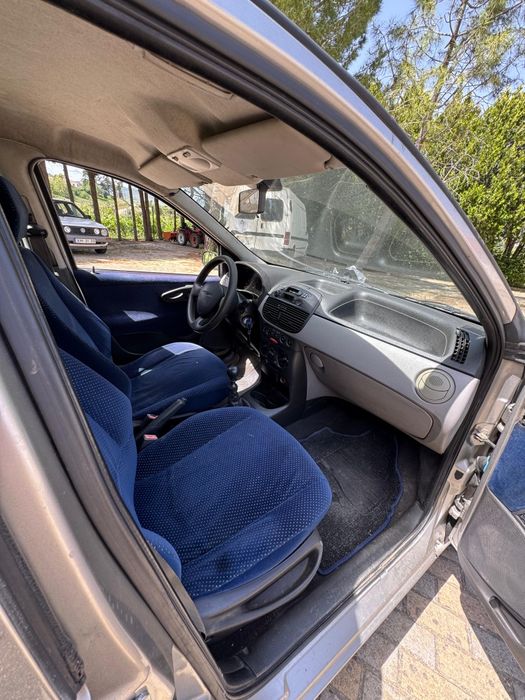 Fiat Punto 1.2 gasolina  troca