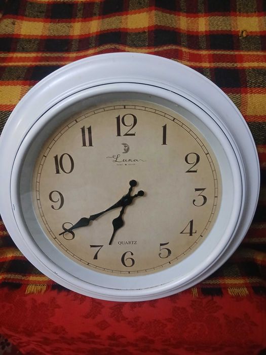 годинник настінний ЛУНА