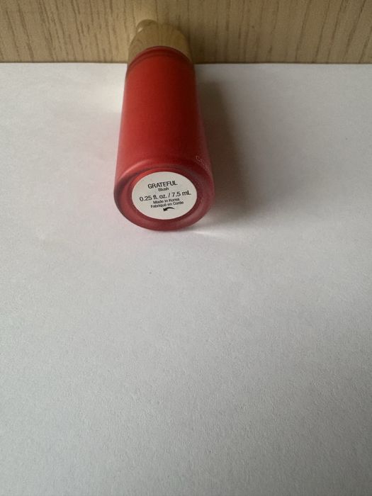 Rare Beauty róż kolor Grateful 7,5 ml
