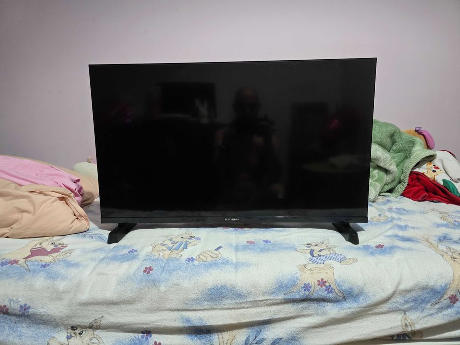 TV LED AndroidTV Smart 32" - Netflix, HBO, Prime, Youtube