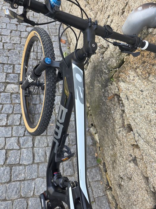Bicicleta BMC Carbono