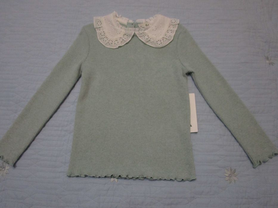 Свитерок, пуловер C&A с хлопковым кружевным воротничком. Размер 116