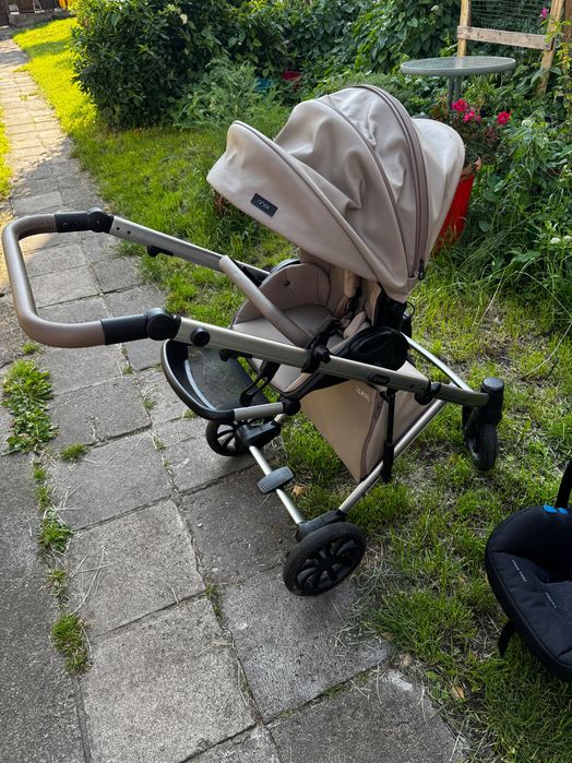 Wózek Anex e-type, fotelik + baza