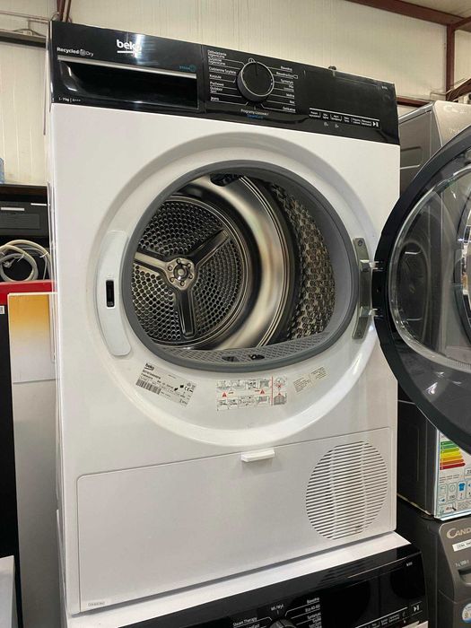 Suszarka do ubrań Beko / 7 kg pojemności / POMPA CIEPŁA