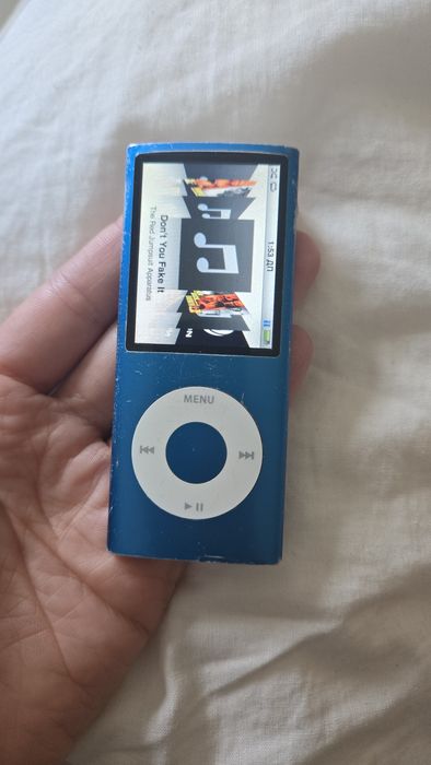 IPod 4 плеєр 16 гб
