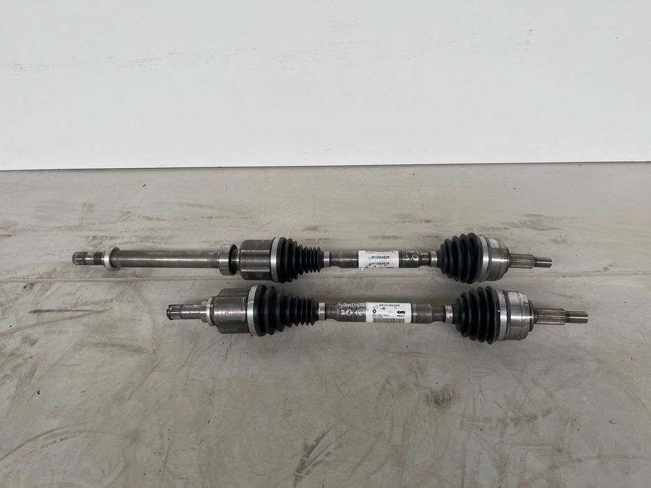 Dacia Sandero II 2.0 Półoś Prawa