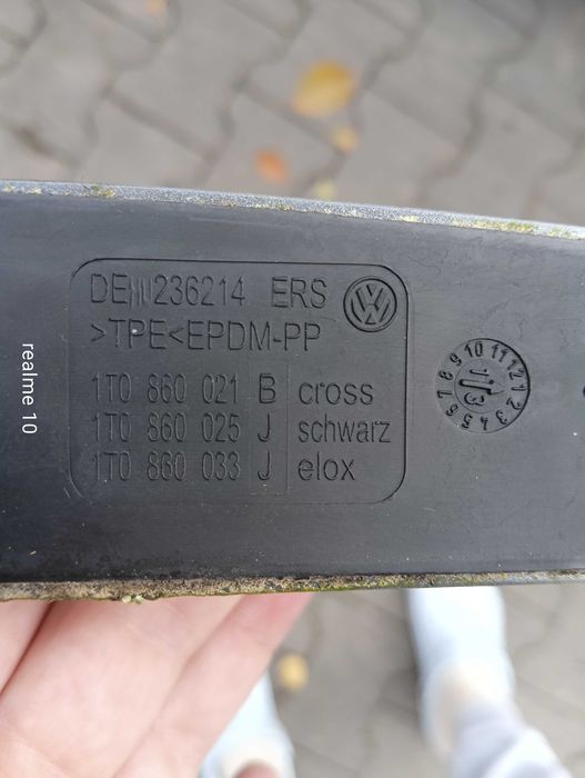 Relingi dachowe komplet VW Touran II