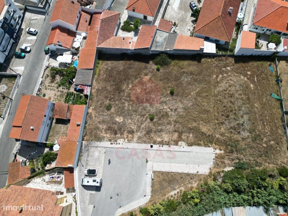 Lote Urbano para Construção de Moradia - Excelente Localização na C...