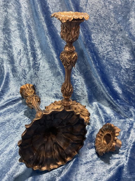 Par de candelabros casquinha inglesa com 26 cm ,anúncios abaixo