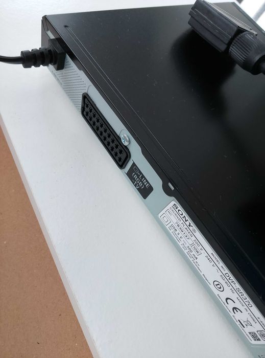 Sony DVD DVP-SR370 c/ligação SCART