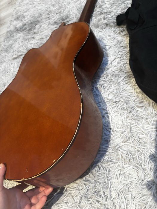 Używana gitara klasyczna 3/4