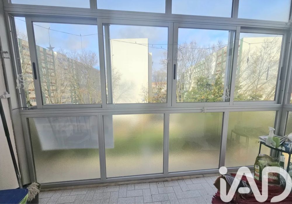 Apartamento T2 remodelado a estrear