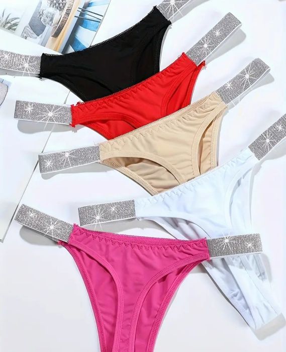 Очень красивые женские трусы-стринги размер М (46)