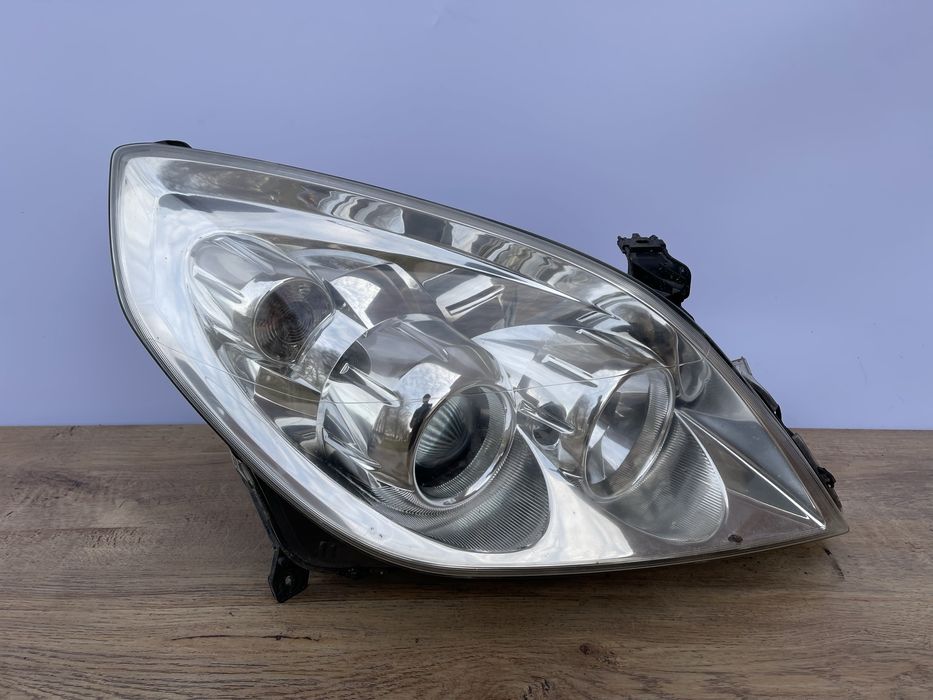 Фара передня права Opel Vectra C реслайлинг фари Опель Вектра C