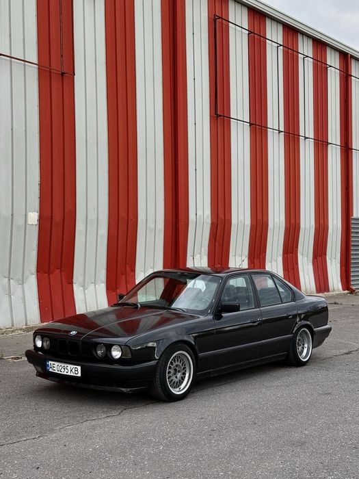 Продам BMW E34 3.0