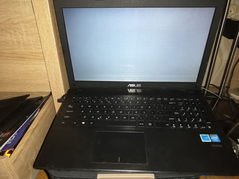 Asus X551M Uszkodzona Matryca