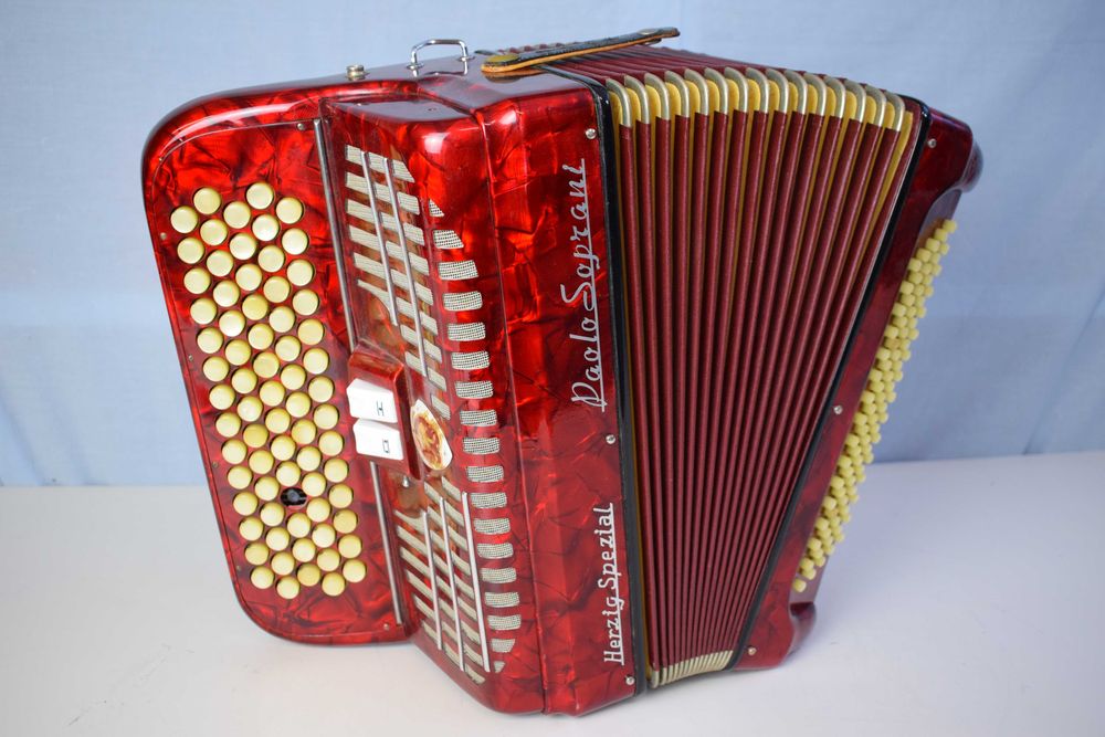 Acordeao Paolo Soprani 2 voz, N 210