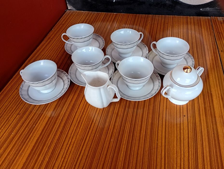 6 osobowy komplet filiżanek z Japońskiej porcelany