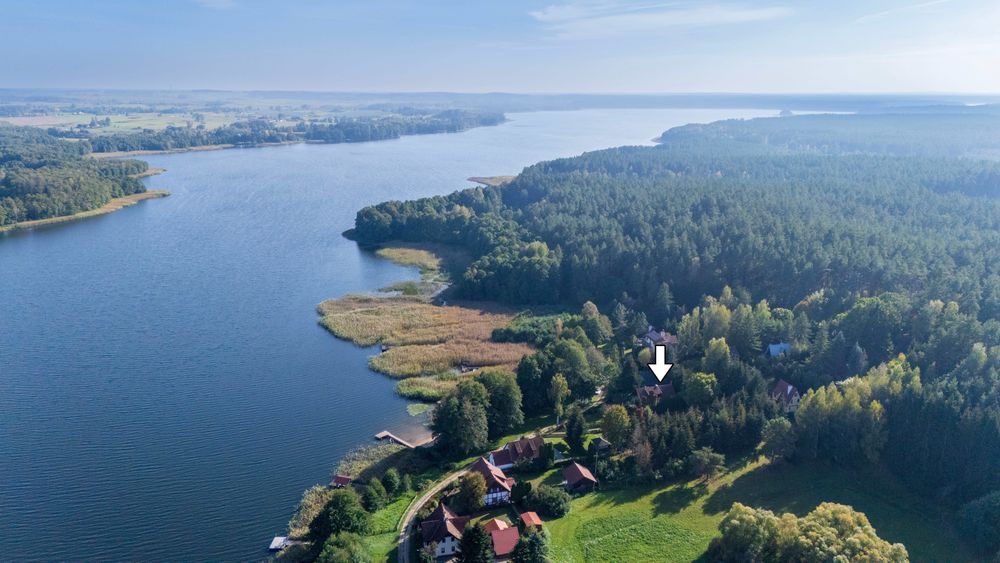 Mazurski dom z bezpośrednim dostępem do jeziora przy lesie