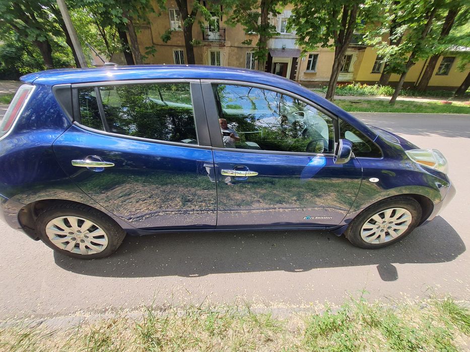 Сдам в аренду Nissan Leaf