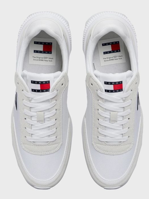 Продам кроссовкі Tommy