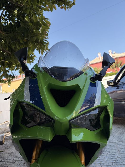 Kawasaki Ninja ZX6R 2024