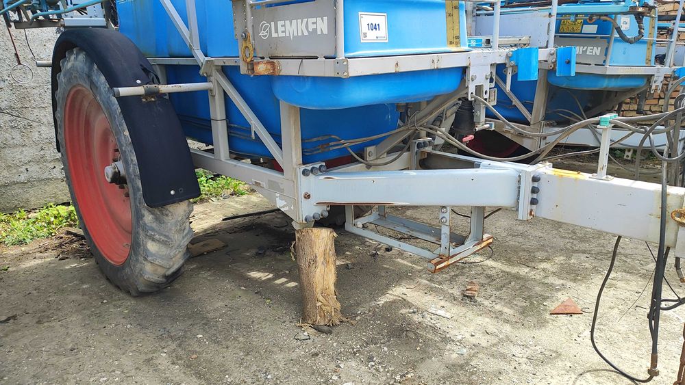 Оприскувач причіпний Primus 35