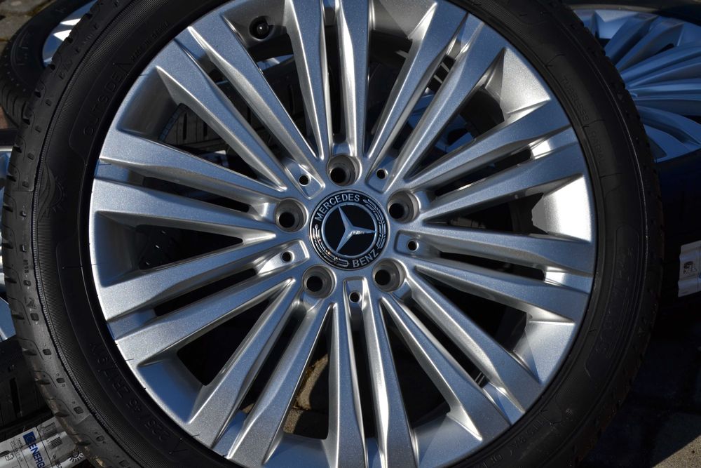 Mercedes C-Klasa W204 W207 B-Klasa A-Klasa Koła Lato 225/45R17 Oryg