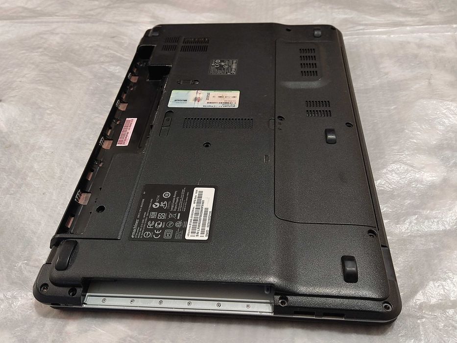 Корпус Ноутбука – Acer eMachines E730/E730Z/E730G "(E440/E640/E640G)"