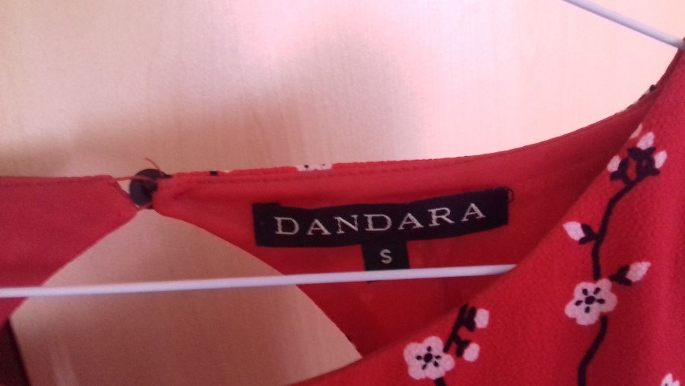 Vestido Dandara vermelho florido S