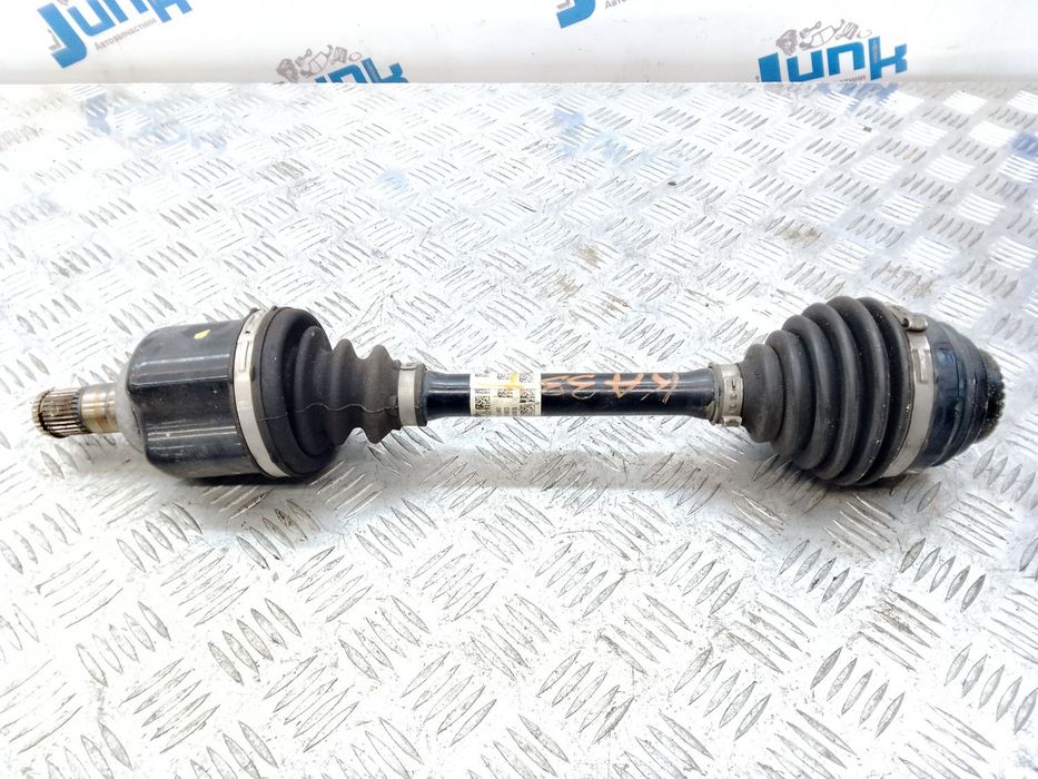 Полуось передняя левая 31605A2E055 для BMW X1 F48 2015-2022